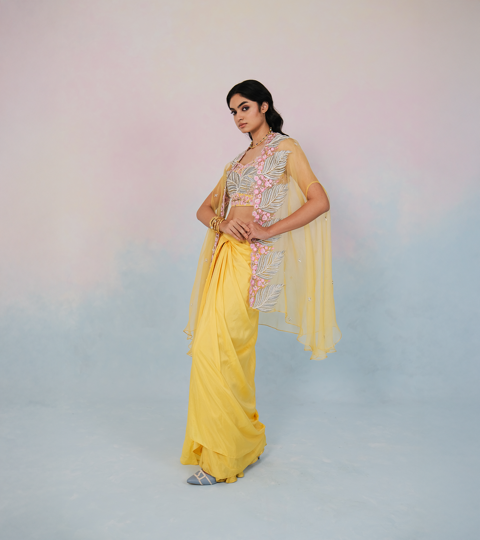 Nimisha Cape Set
