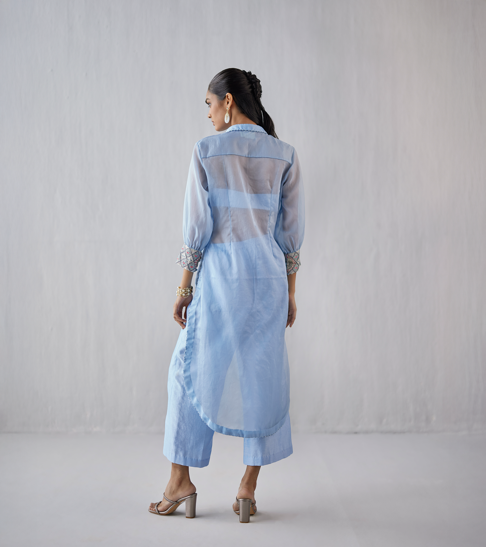Avni Co-ord