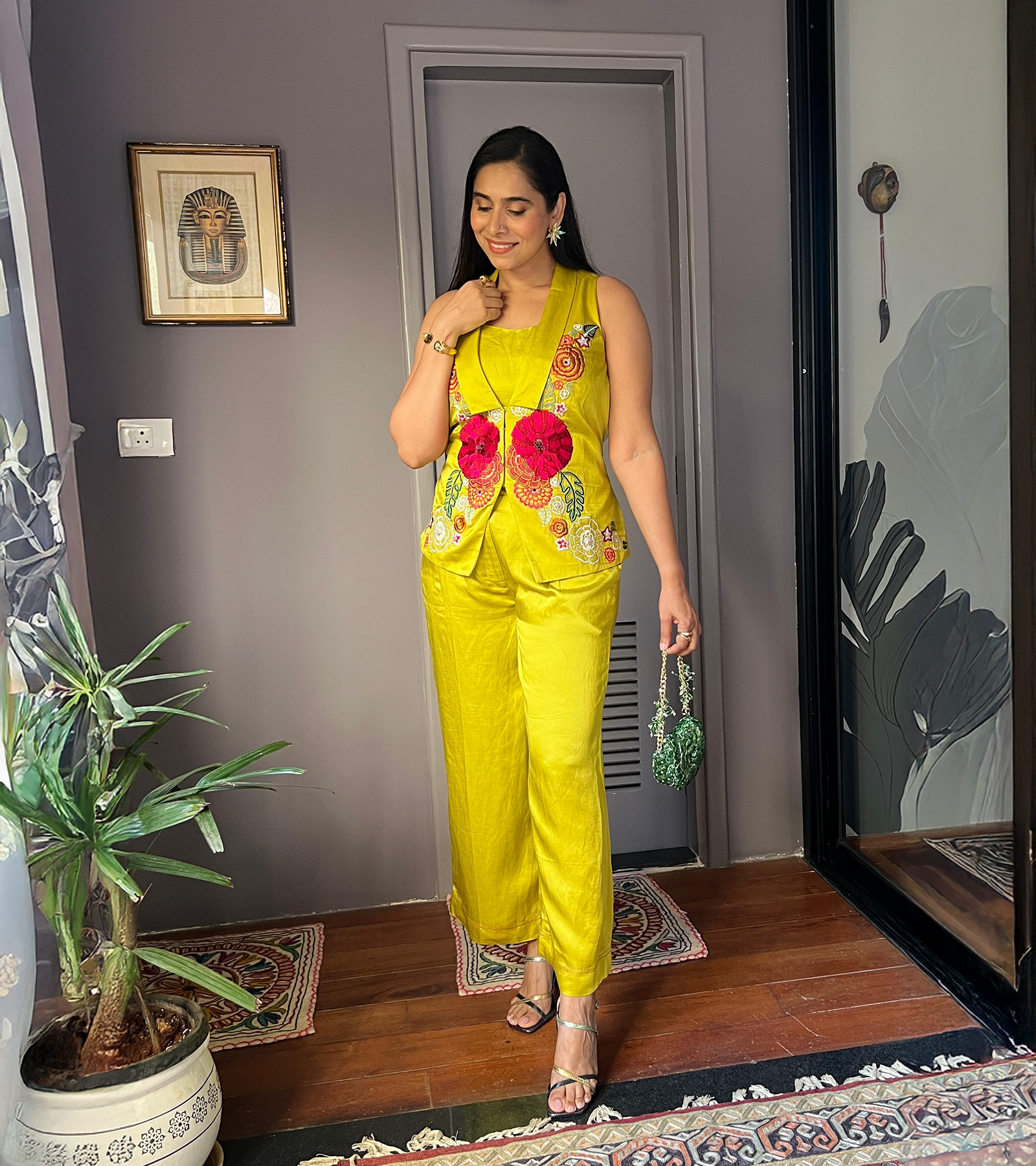 Vriti Waist Coat Set