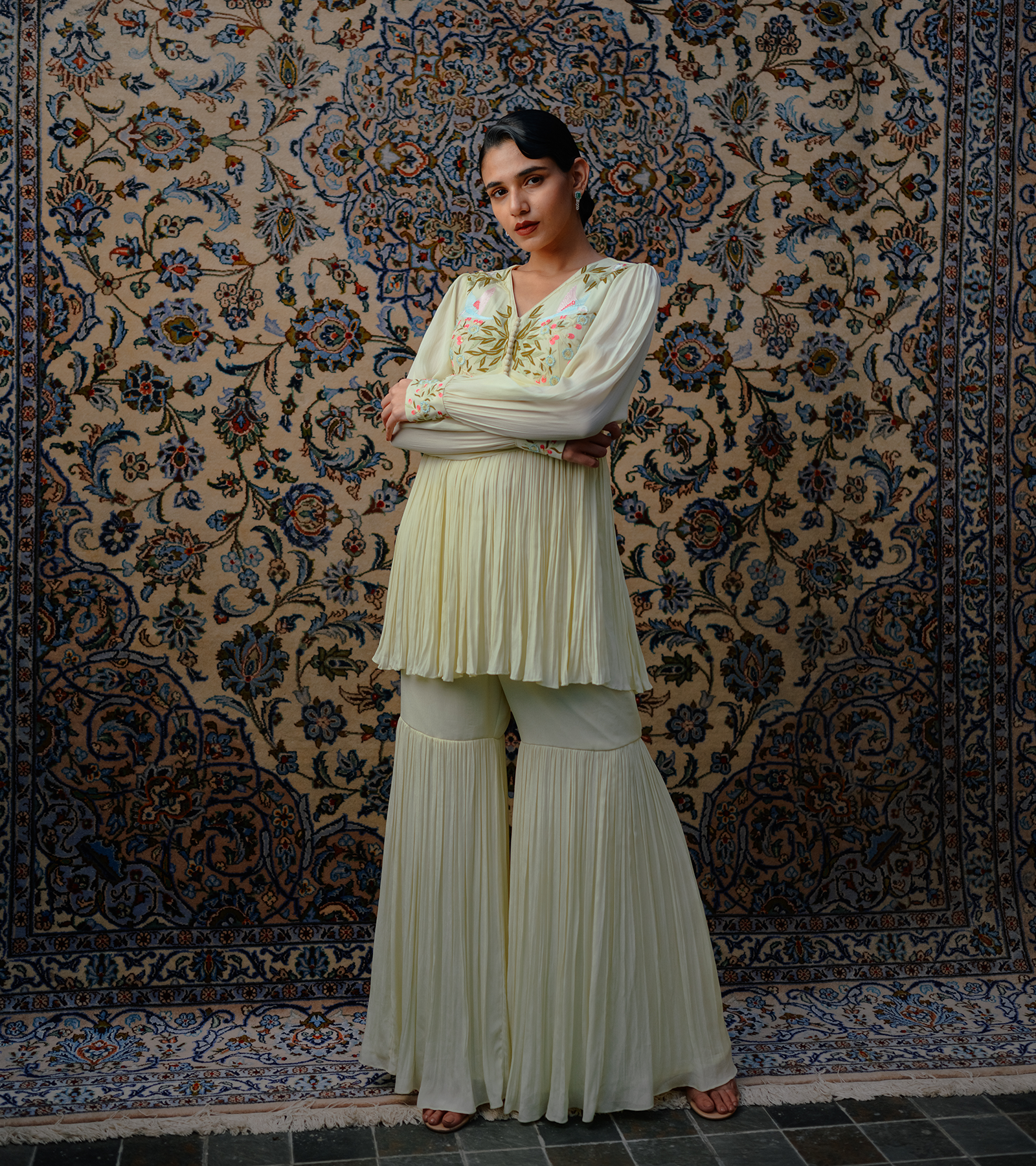 Medha Cape Set
