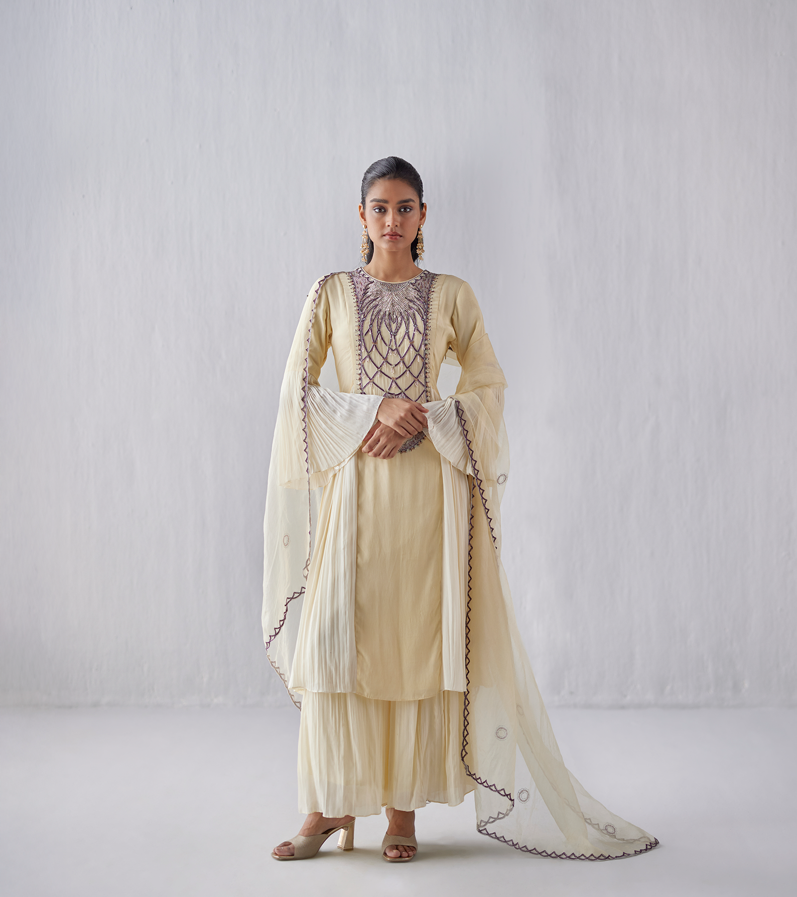 Falak Kurta Set
